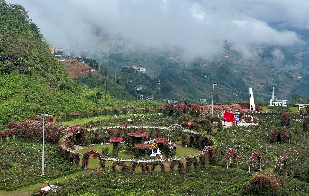 Giảm 60% giá vé cáp treo Fansipan dành cho du khách 6 tỉnh Tây Bắc ảnh 2