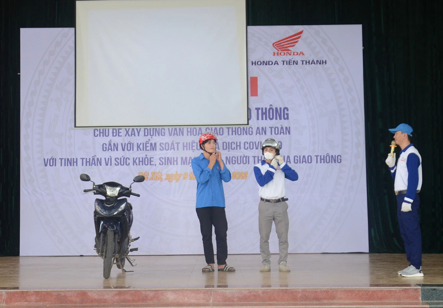 Nhiều hoạt động trong Ngày hội thanh niên với văn hoá giao thông năm 2022 ảnh 6