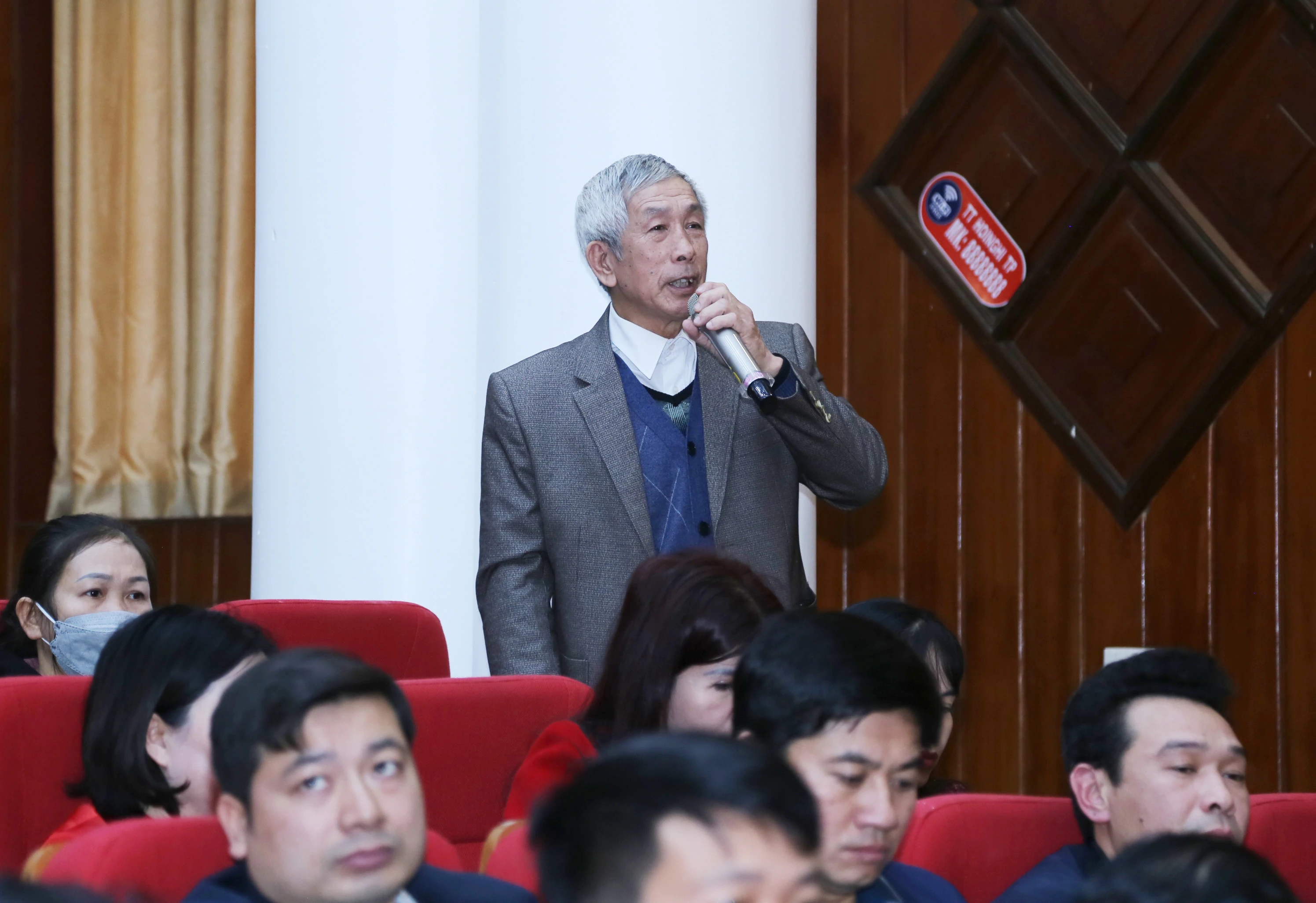 Đại biểu đề xuất về công tác xây dựng Đảng.