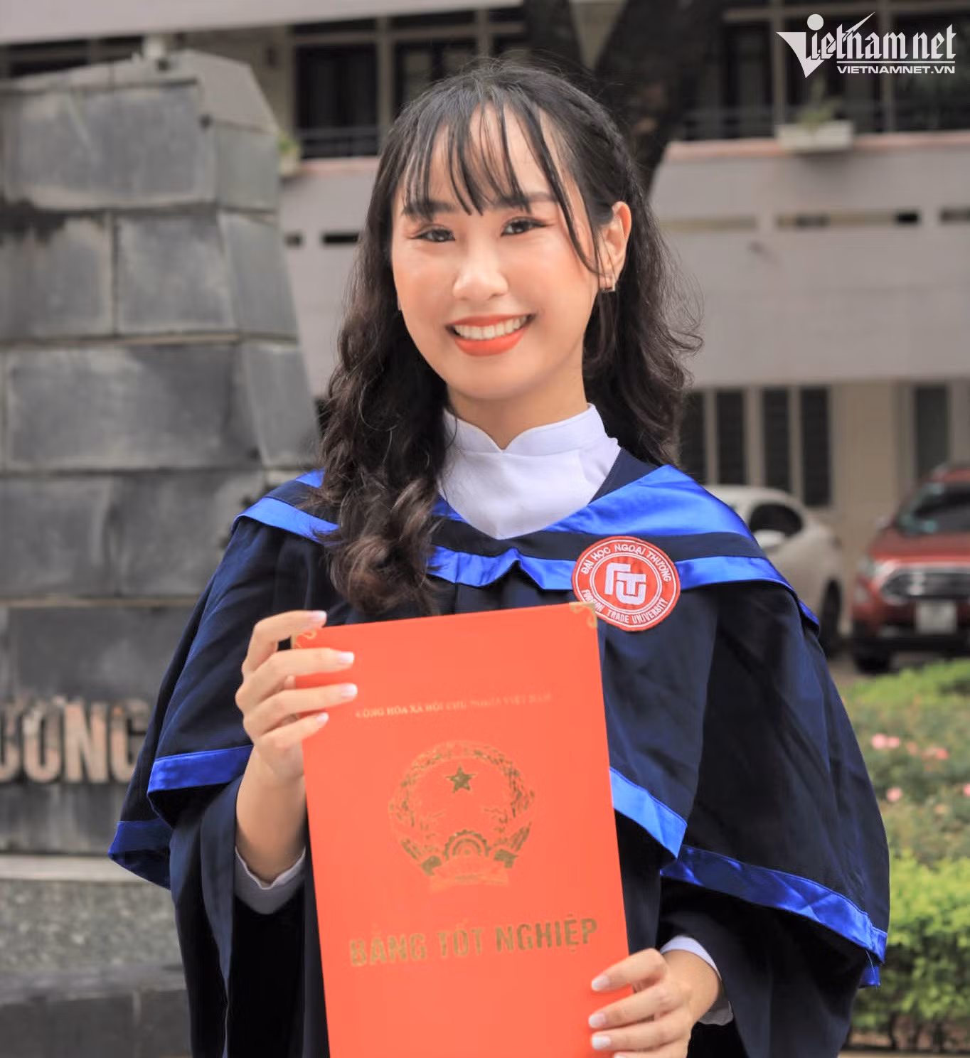 Nữ sinh tốt nghiệp Đại học Ngoại thương với điểm A ở tất cả 48 môn ảnh 1