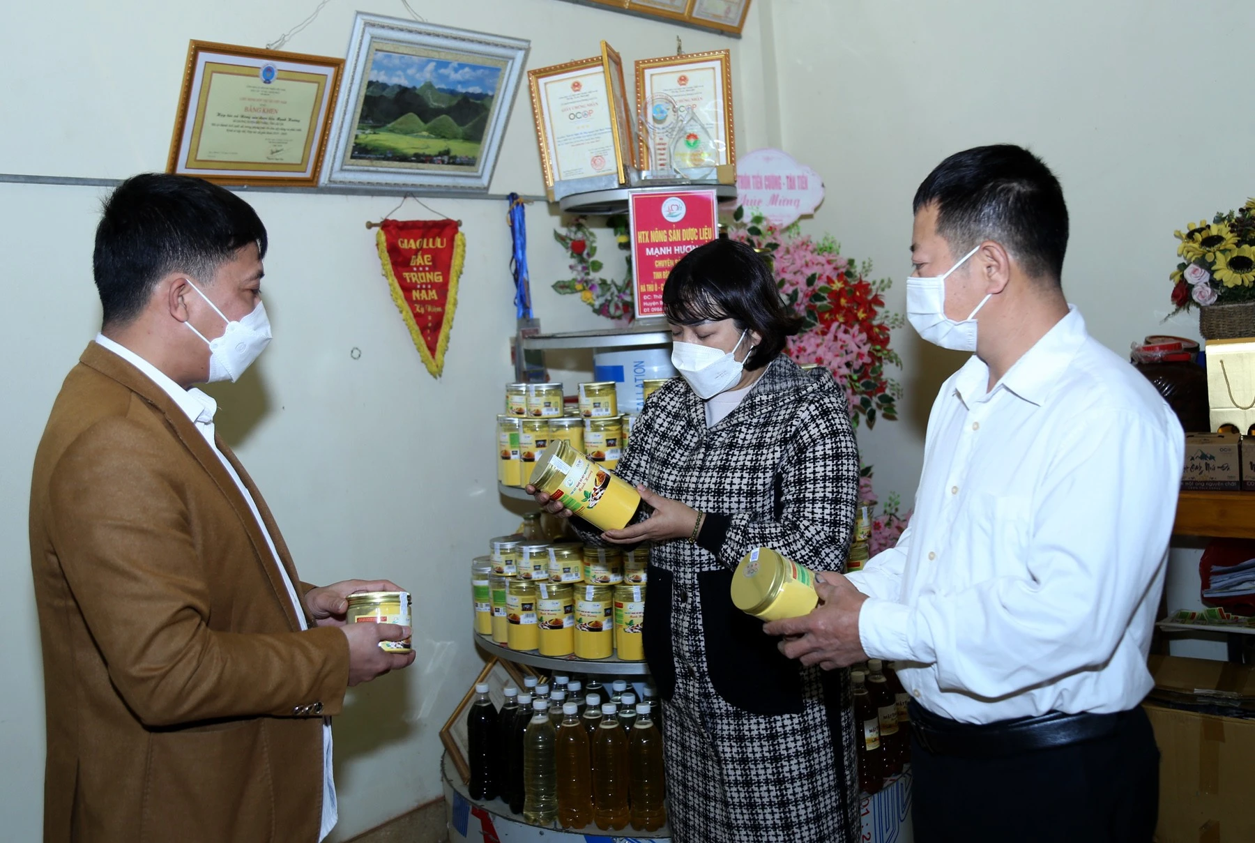 Bảo Thắng: Phát huy vai trò của HTX trong xây dựng nông thôn mớí ảnh 1