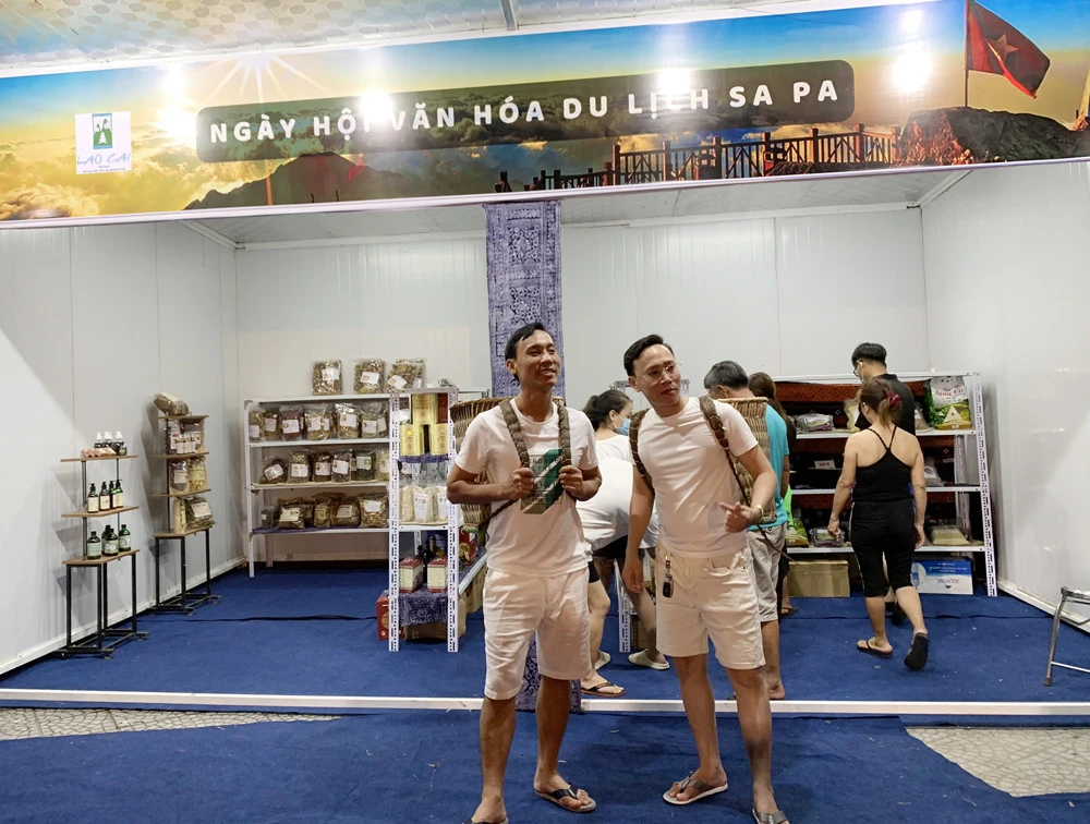 Ngày hội Văn hóa Du lịch Sa Pa tại Đà Nẵng thu hút đông du khách ảnh 3