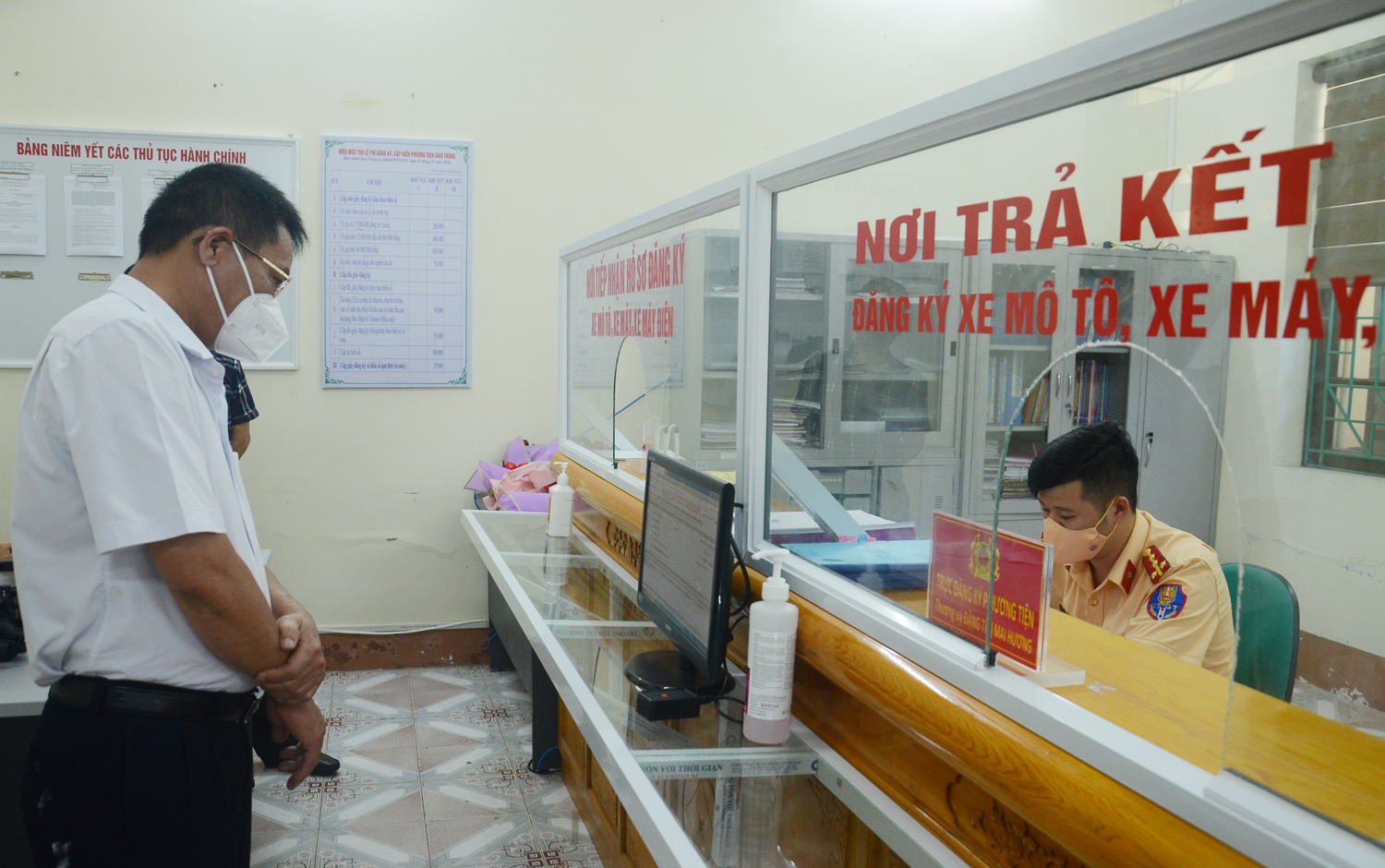 Công an thành phố Lào Cai triển khai phân cấp công tác đăng ký phương tiện giao thông ảnh 1