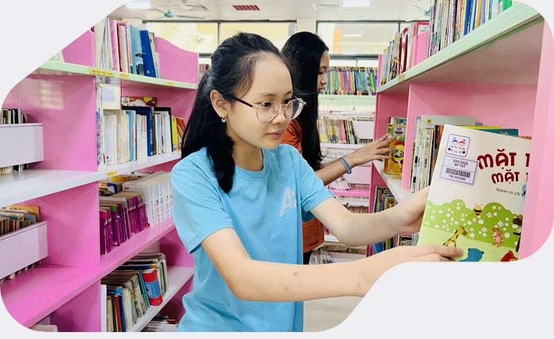 Đọc sách - lựa chọn hữu ích mùa hè ảnh 1