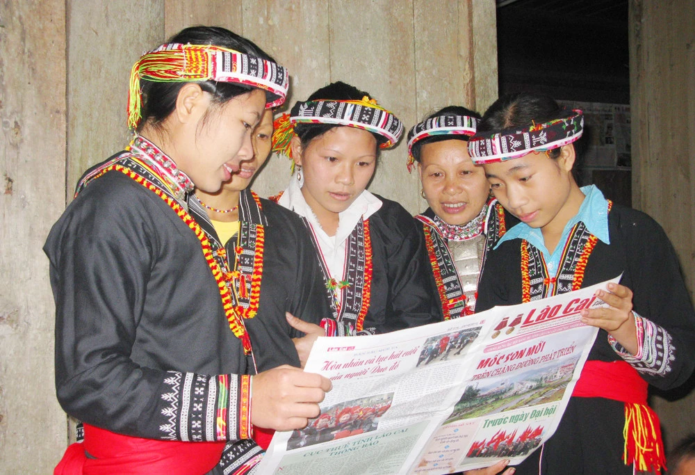 Báo Lào Cai hòa vào “dòng chảy” của báo chí hiện đại ảnh 2