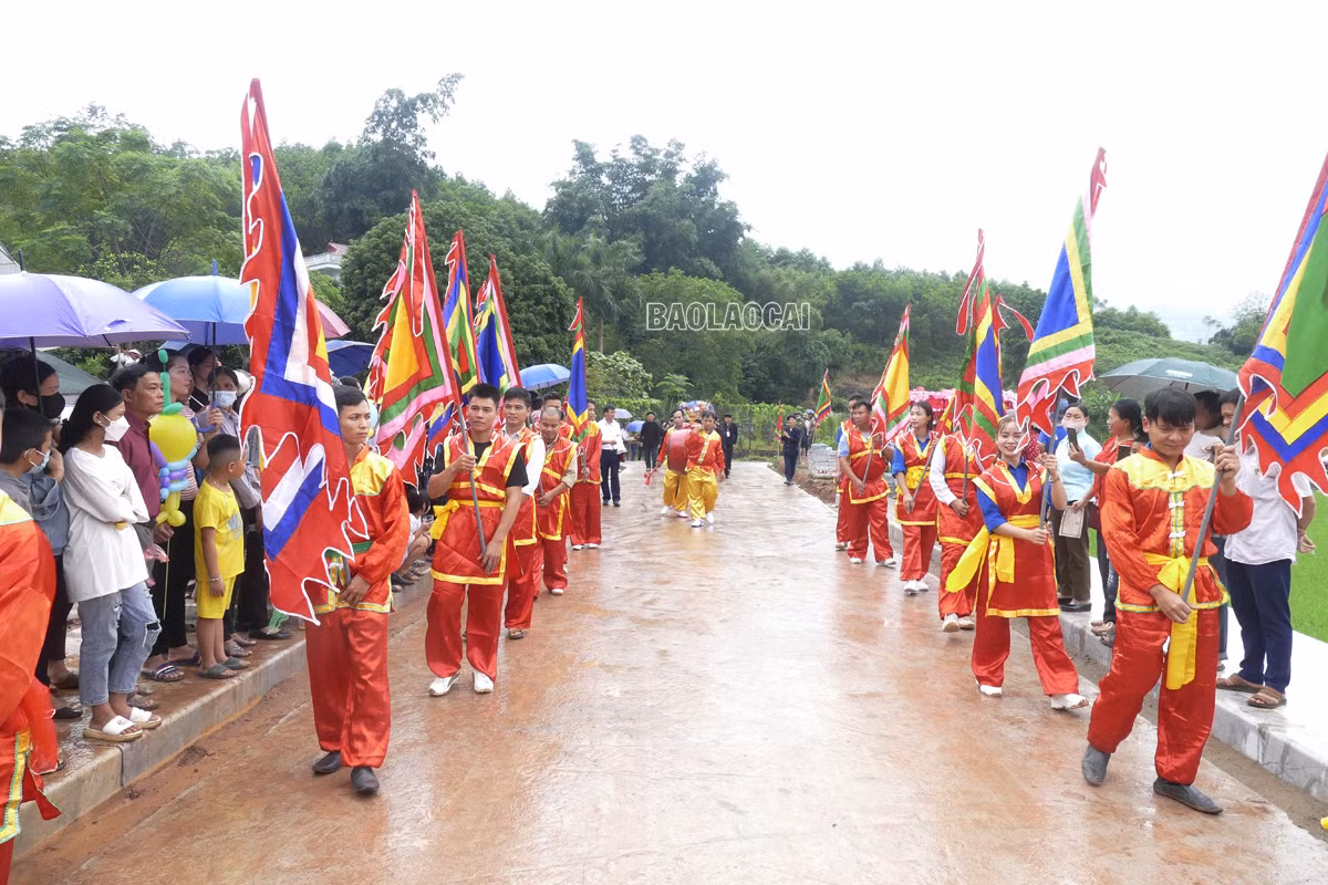 Bảo Yên: Tưng bừng Lễ hội đền Long Khánh ảnh 5 Bảo Yên: Tưng bừng Lễ hội đền Long Khánh ảnh 5