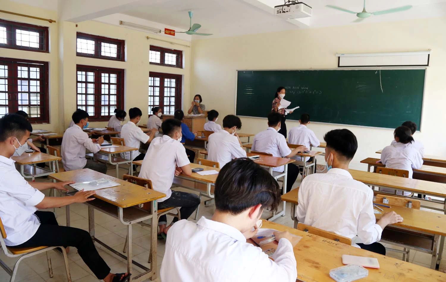 Đề thi môn Toán không quá phức tạp, nhưng cũng không dễ lấy điểm cao ảnh 3