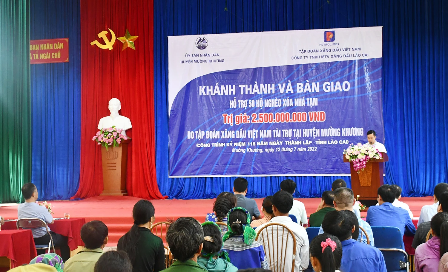 Mường Khương: Khánh thành và bàn giao hỗ trợ 50 hộ nghèo xóa nhà tạm ảnh 1