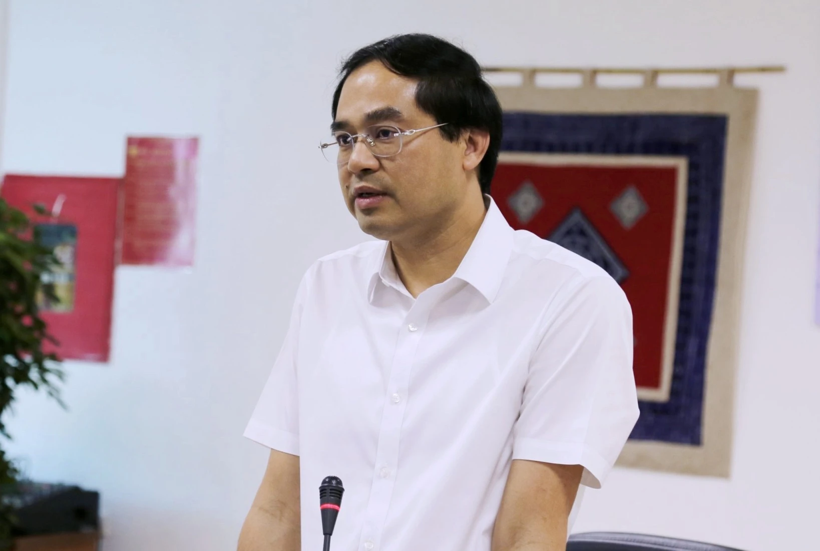 Thường trực UBND tỉnh làm việc với Sở Du lịch ảnh 5