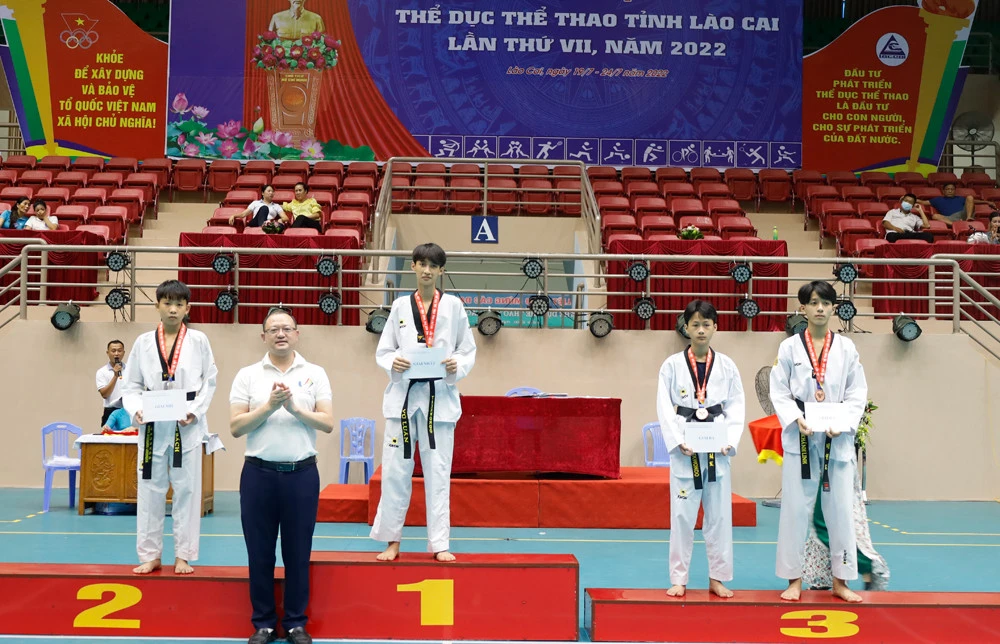 Trao giải 15 nội dung thi đấu tại Đại hội TDTT tỉnh Lào Cai lần thứ VII, năm 2022 ảnh 5 Trao giải 15 nội dung thi đấu tại Đại hội TDTT tỉnh Lào Cai lần thứ VII, năm 2022 ảnh 5
