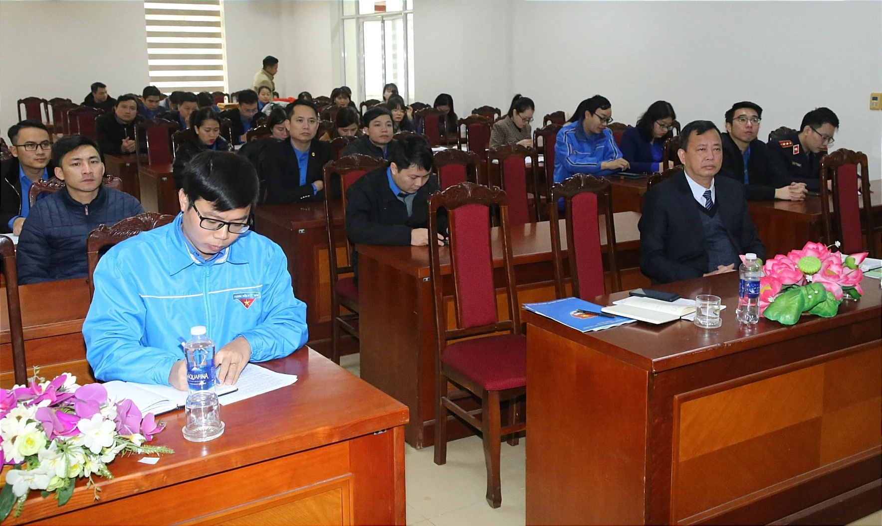 Các đại biểu dự hội nghị.