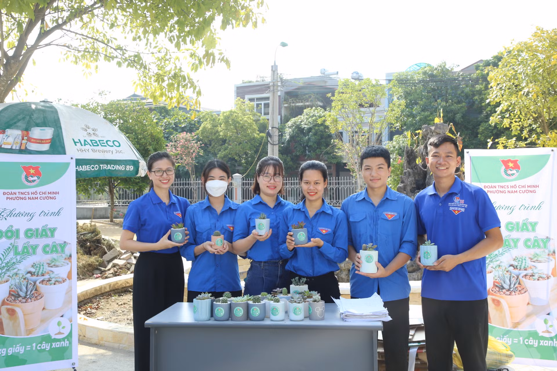 Đoàn Thanh niên phường Nam Cường tổ chức chương trình "Đổi giấy lấy cây xanh" ảnh 1