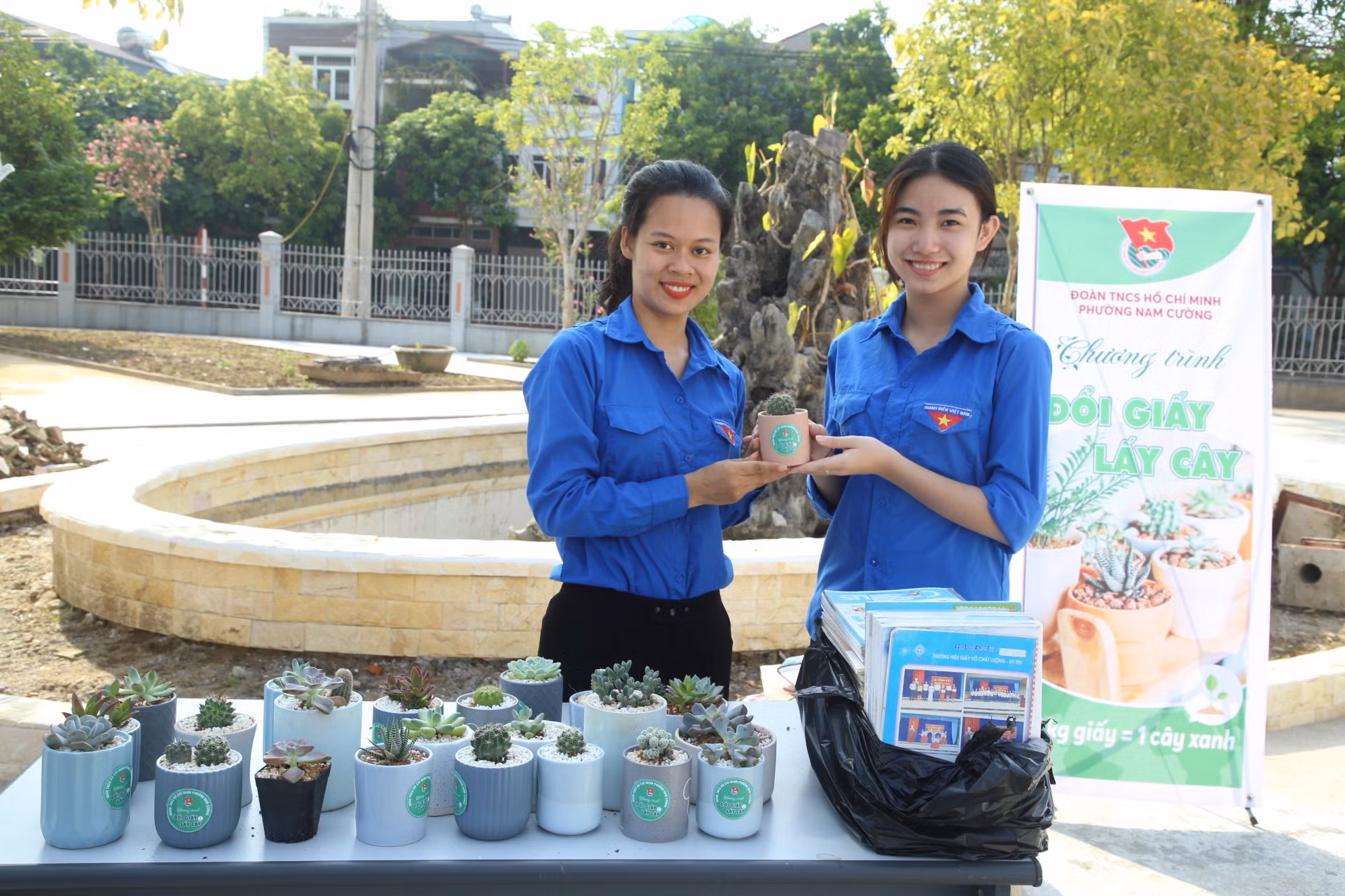 Đoàn Thanh niên phường Nam Cường tổ chức chương trình "Đổi giấy lấy cây xanh" ảnh 3