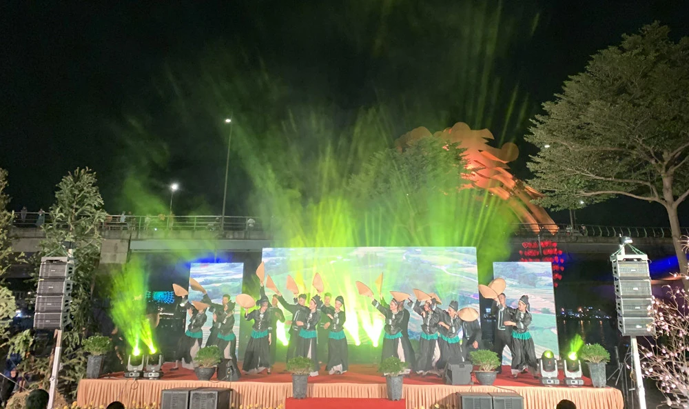 Ngày hội Văn hóa Du lịch Sa Pa tại Đà Nẵng thu hút đông du khách ảnh 5