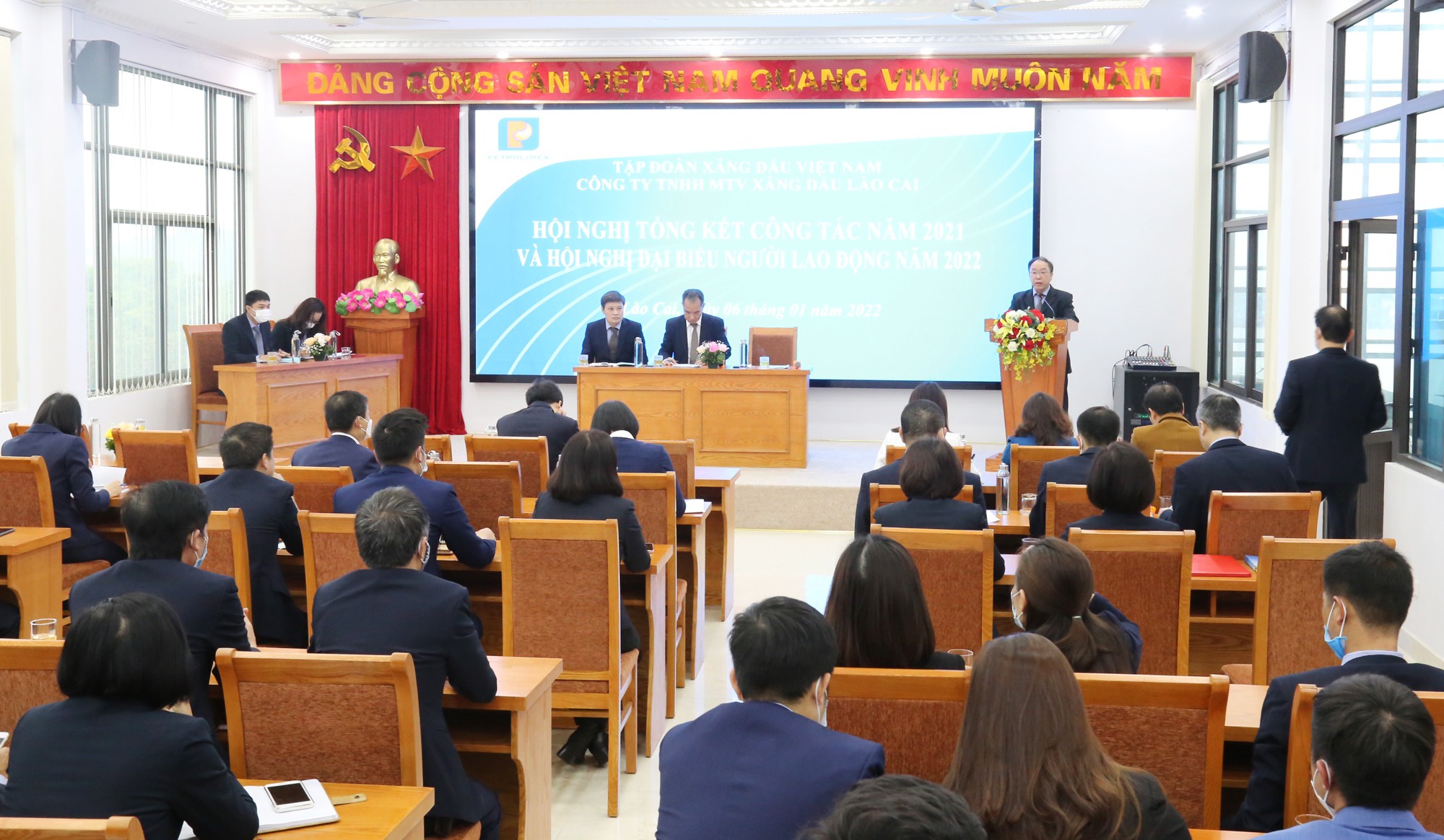 Quang cảnh hội nghị.