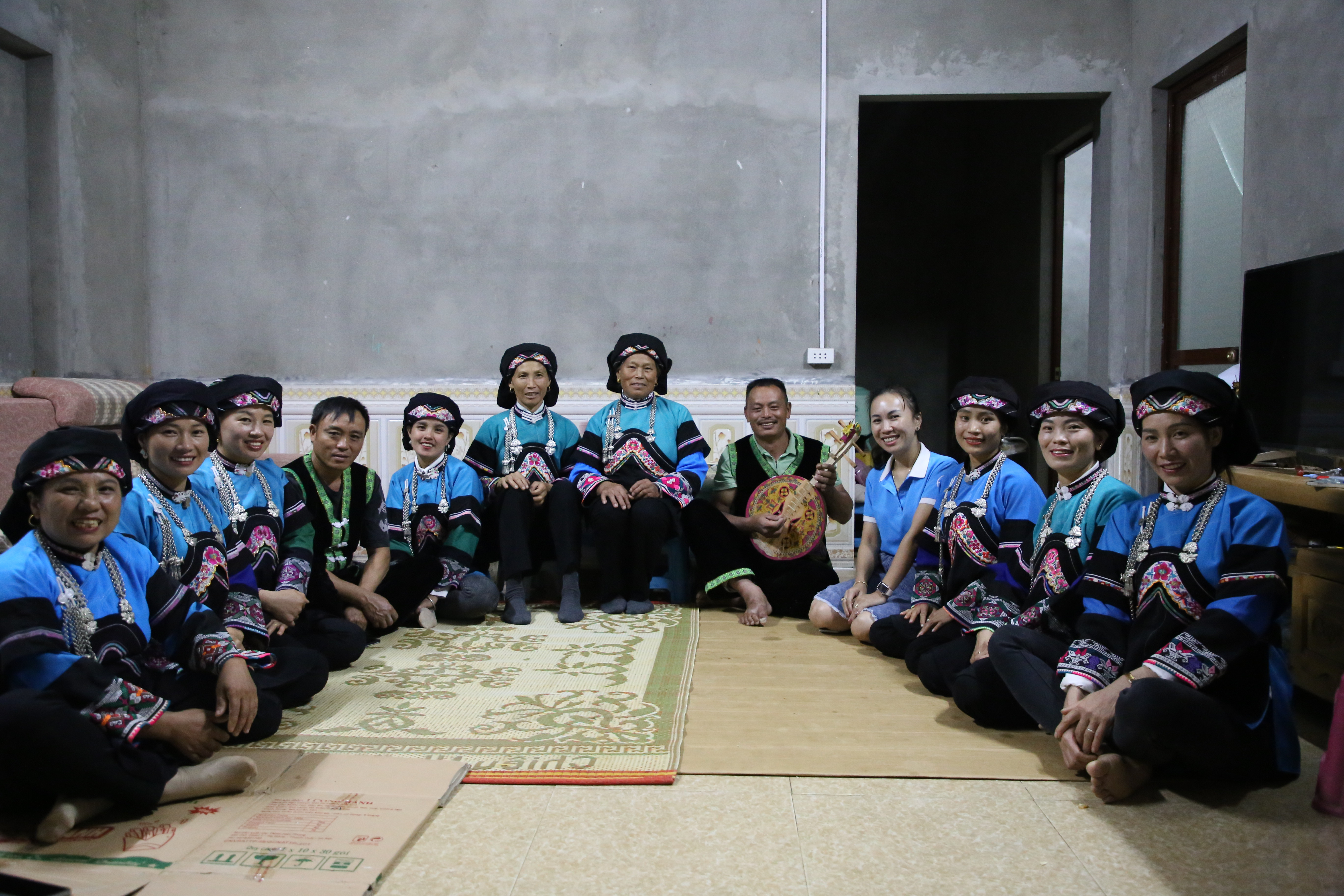 Giữ làn điệu dân ca Bố Y sống mãi với thời gian ảnh 2