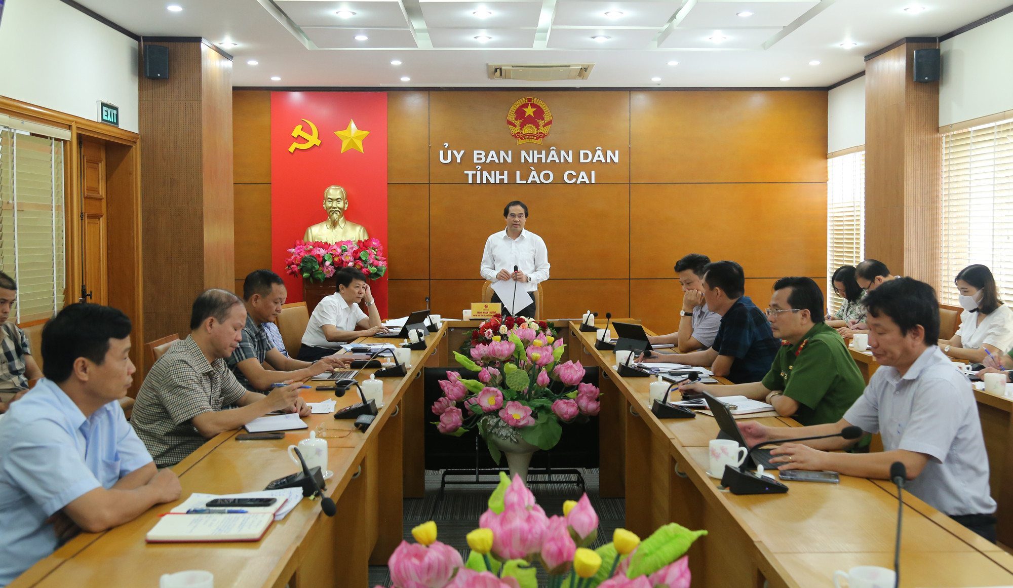 Phấn đấu đưa Lào Cai vào top 10 tỉnh, thành phố dẫn đầu về chỉ số cải cách hành chính năm 2022 ảnh 1