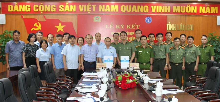 Công an tỉnh và Bảo hiểm xã hội tỉnh ký kết kế hoạch phối hợp.