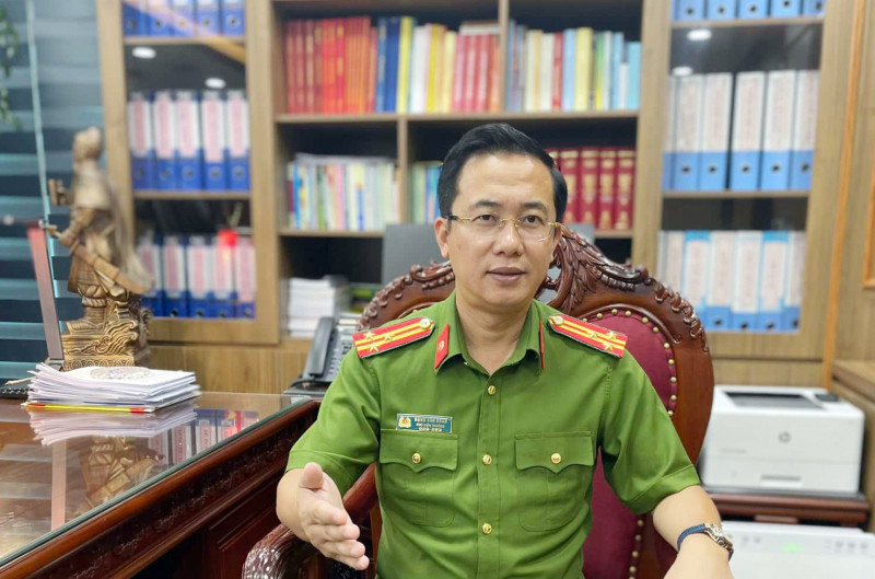 Thượng tá, TS Đặng Văn Đoàn, Phó Viện trưởng Viện Khoa học hình sự, Bộ Công an. Thượng tá, TS Đặng Văn Đoàn, Phó Viện trưởng Viện Khoa học hình sự, Bộ Công an.