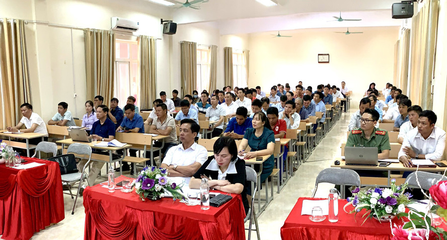 Đại biểu dự Hội nghị. Đại biểu dự Hội nghị.