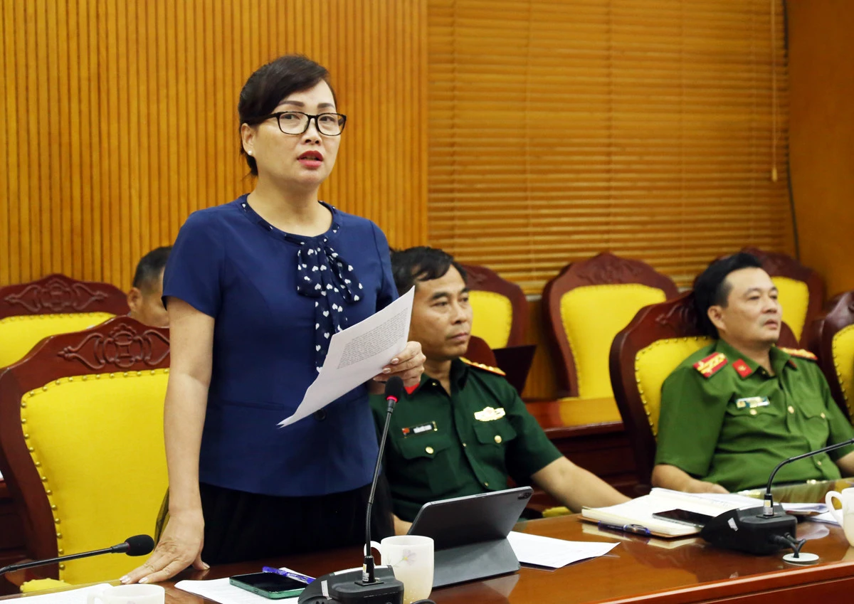 Giám đốc Đài Phát thanh – Truyền hình tỉnh Lào Cai phát biểu trao đổi kinh nghiệm trong công tác tuyên truyền. Tổng Biên tập Báo Sơn La phát biểu trao đổi kinh nghiệm. Phó Giám đốc Công an tỉnh Lào Cai phát biểu trao đổi kinh nghiệm.