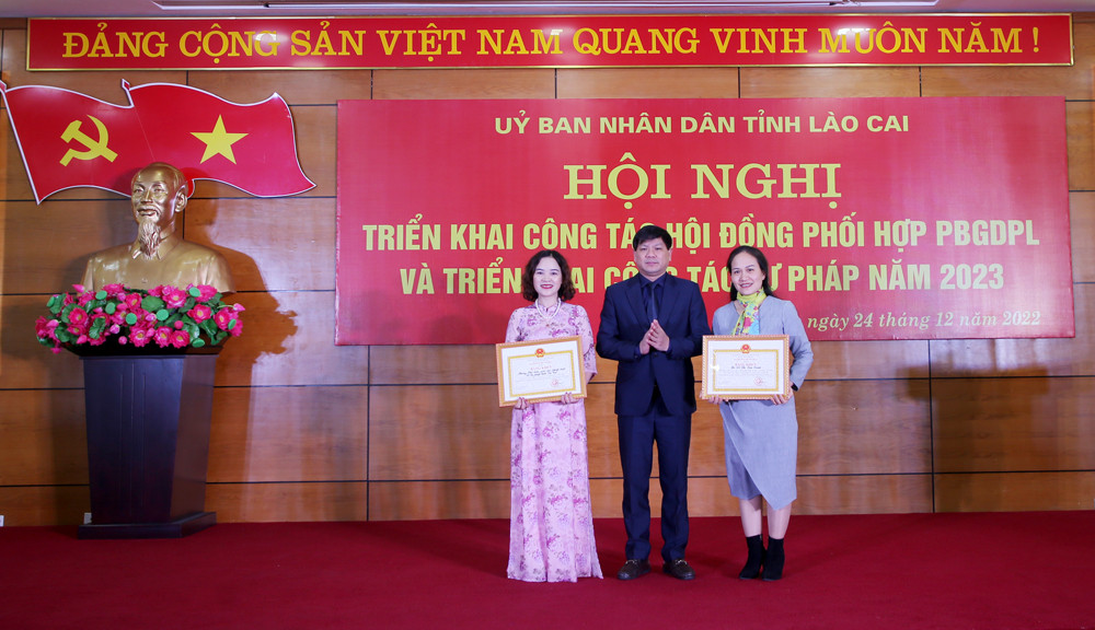 Nâng cao hơn nữa hiệu quả công tác phối hợp phổ biến, giáo dục pháp luật, công tác tư pháp ảnh 6