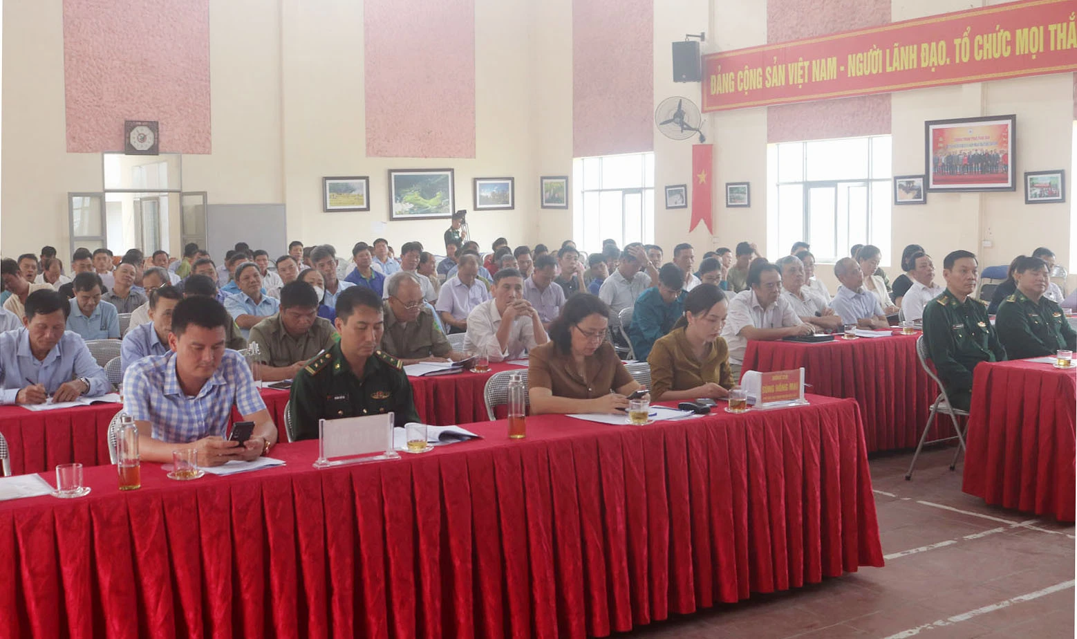 Các đại biểu tham dự tập huấn.