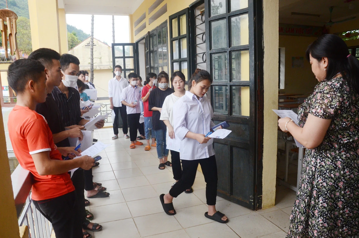 Đề thi môn Toán không quá phức tạp, nhưng cũng không dễ lấy điểm cao ảnh 5