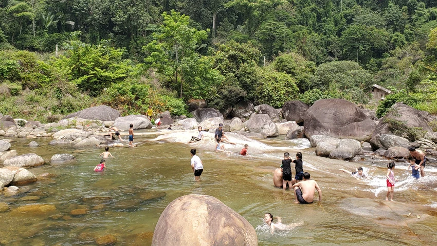 Kỳ pic-nic của nhà nông ảnh 2 Kỳ pic-nic của nhà nông ảnh 2