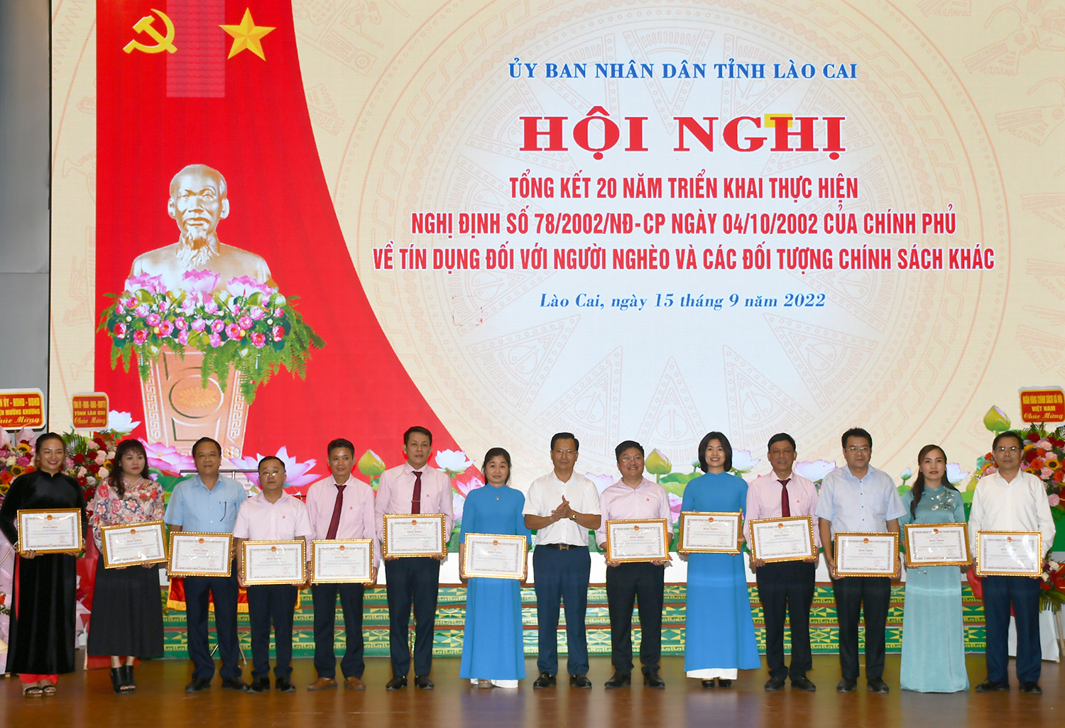 Tổng kết 20 năm thực hiện chính sách tín dụng ưu đãi đối với người nghèo và các đối tượng chính sách khác ảnh 6 Tổng kết 20 năm thực hiện chính sách tín dụng ưu đãi đối với người nghèo và các đối tượng chính sách khác ảnh 6