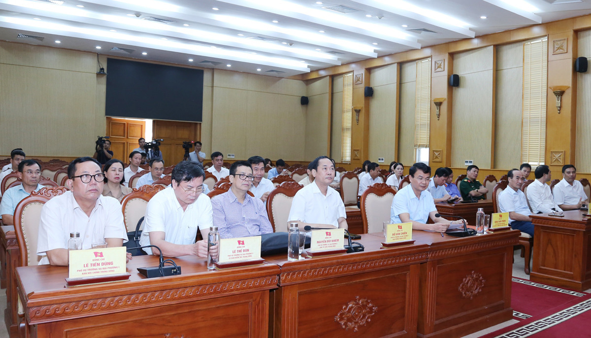 Các đại biểu tham dự Hội nghị.