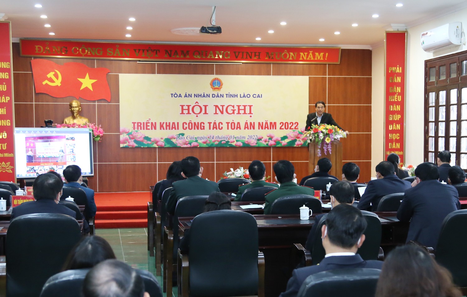 Tòa án nhân dân cần tham mưu tích cực cho cấp ủy, chính quyền giải quyết các vấn đề phát sinh ảnh 1