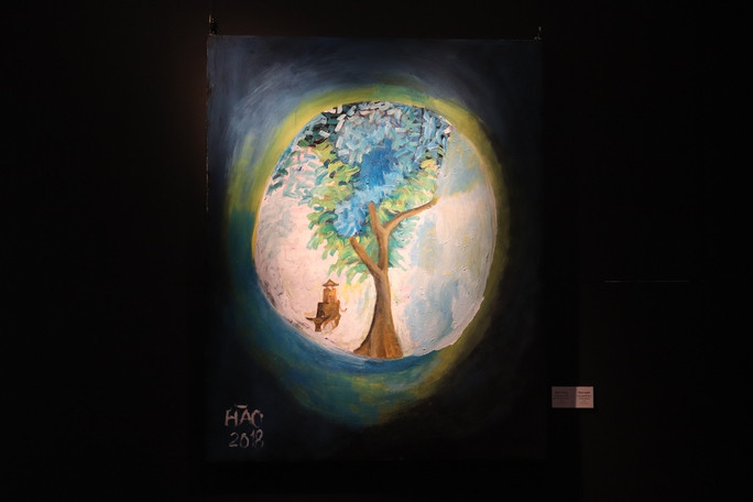 “Ngắm trăng” trở về ký ức xưa cũ - Ảnh 1. “Ngắm trăng” trở về ký ức xưa cũ - Ảnh 1.