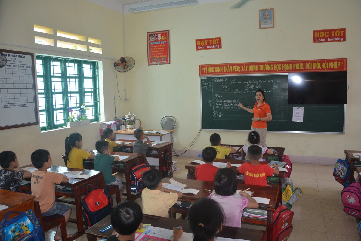 Người lao động mong muốn có thêm chính sách thu hút, đặc thù để an tâm công tác tại địa bàn biên giới. Ảnh minh họa