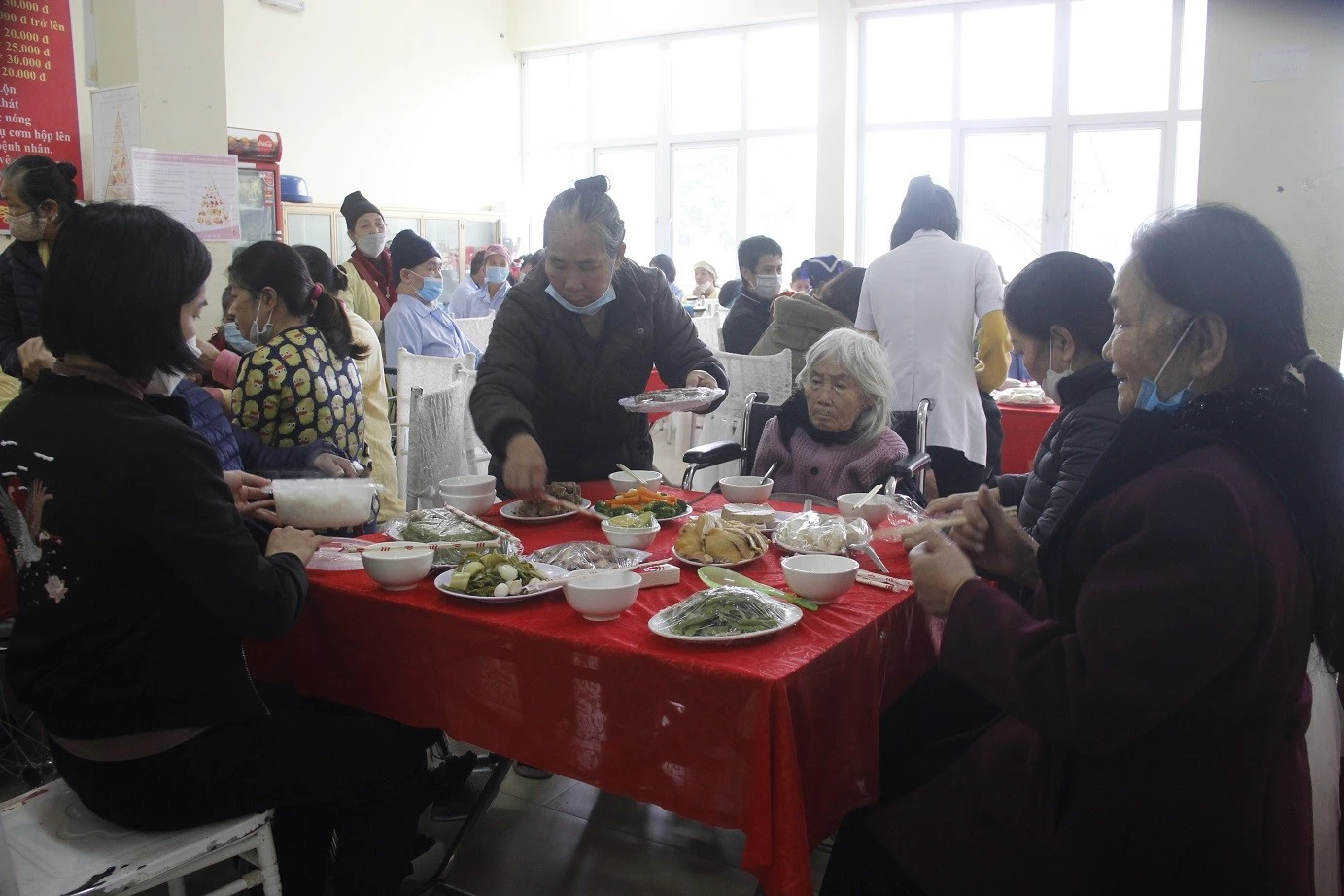 Ấm áp Chương trình “Xuân yêu thương - Tết sum vầy" ảnh 6