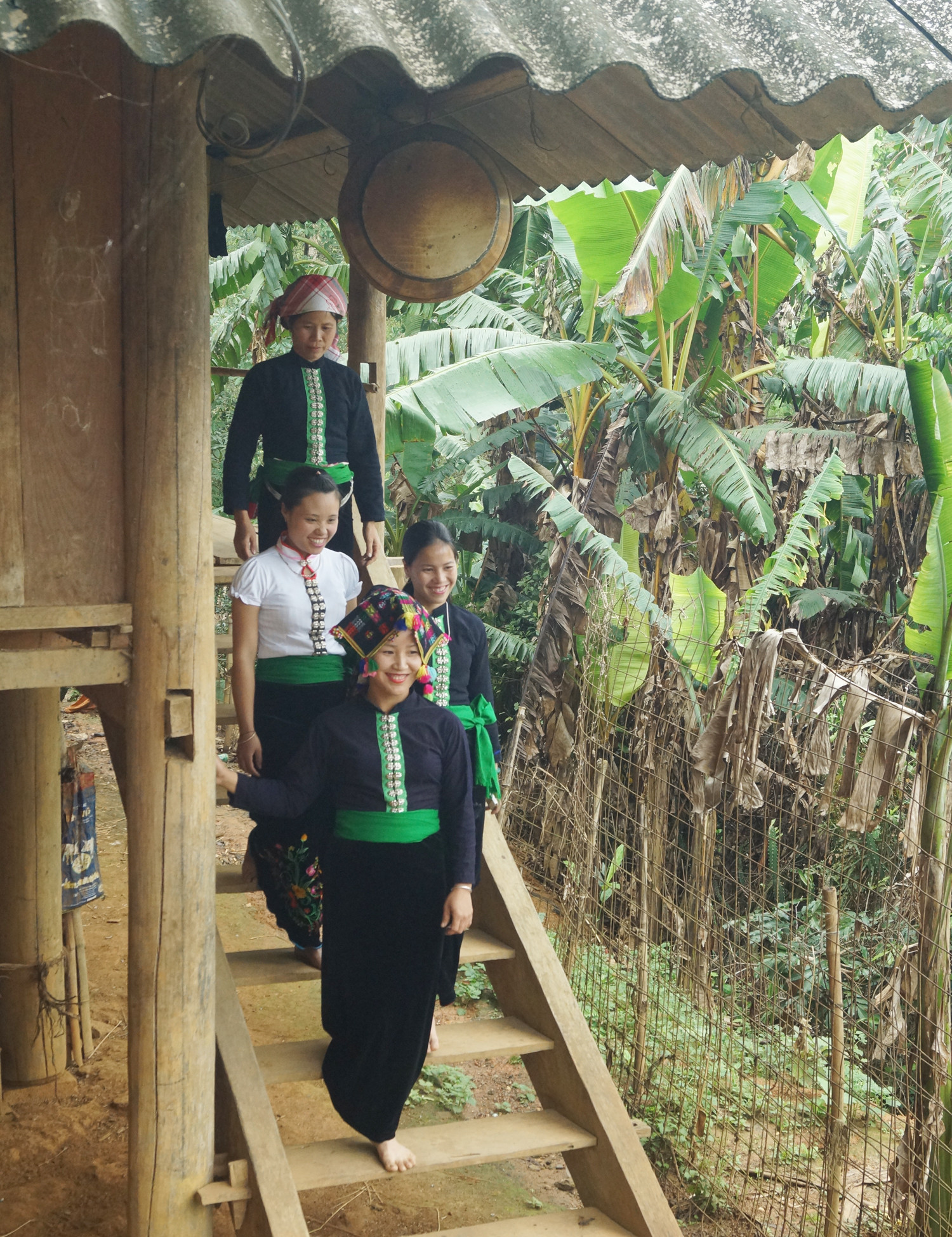 Nơi ấy Bản Ngoang ảnh 6 Nơi ấy Bản Ngoang ảnh 6