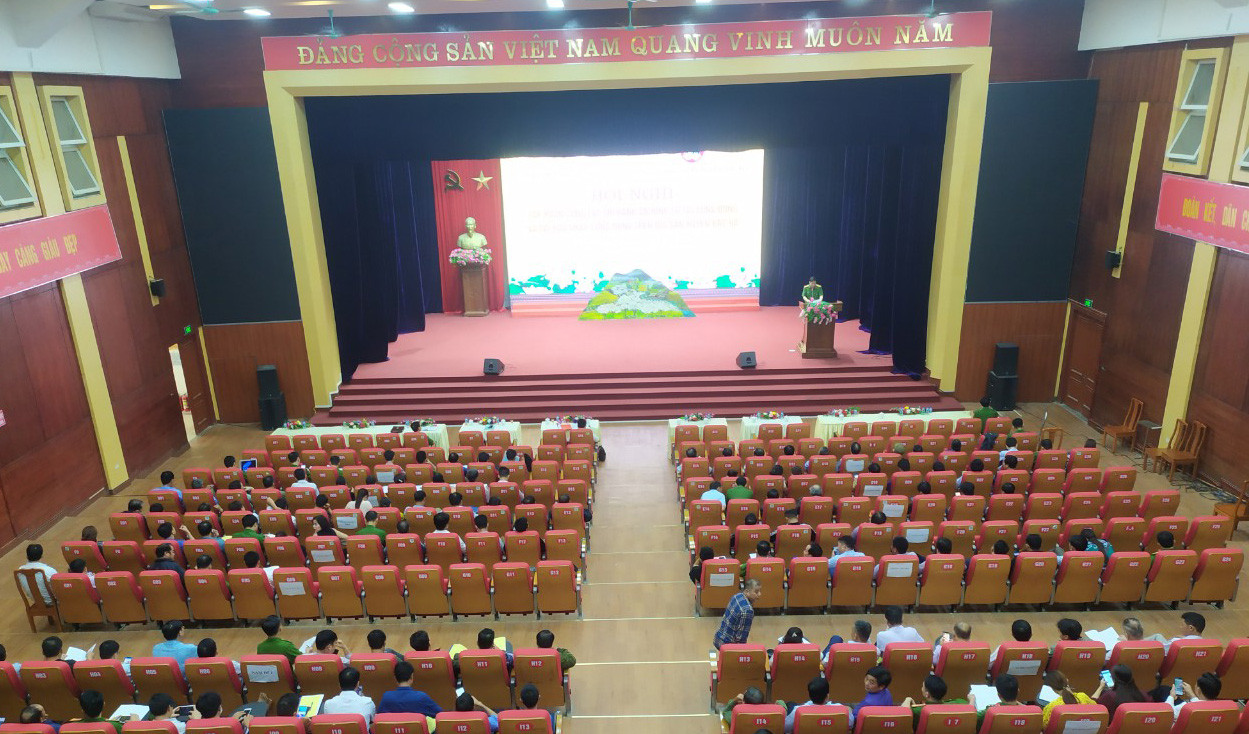 Quang cảnh hội nghị tập huấn. Quang cảnh hội nghị tập huấn.