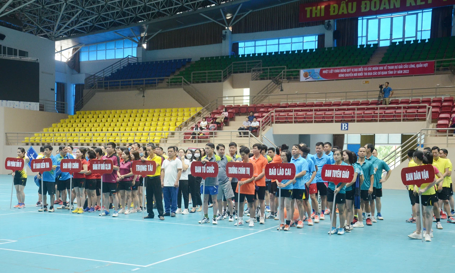 Quang cảnh lễ khai mạc.