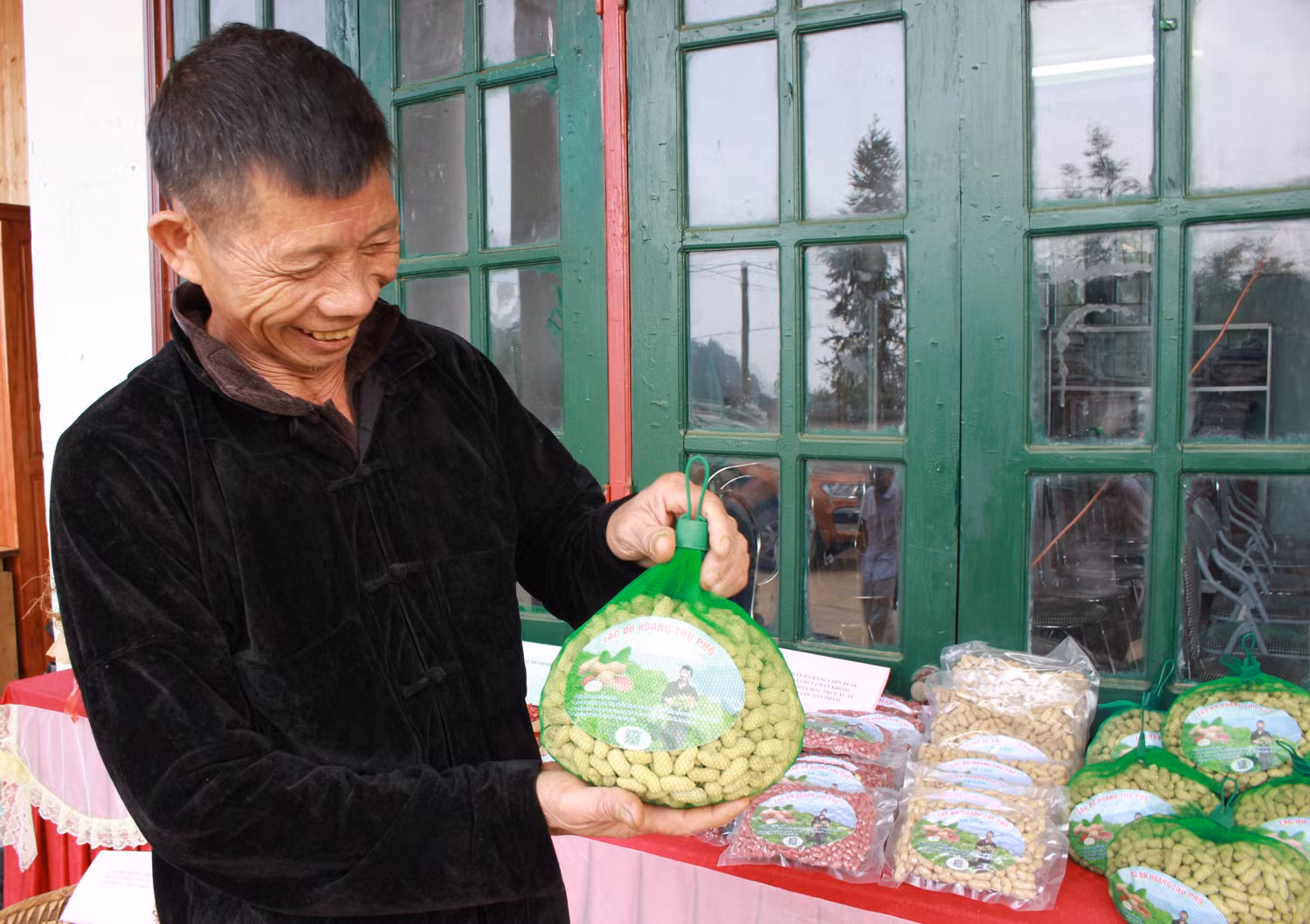 “Đậu phộng organic” bén duyên đất Hoàng Thu Phố ảnh 1