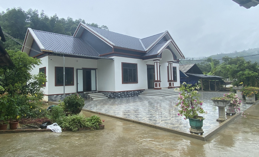 Căn nhà bà Đỗ Thị Phương ở thôn Chợ Chậu, xã Lùng Vai được xây dựng khang trang trước mùa mưa bão.
