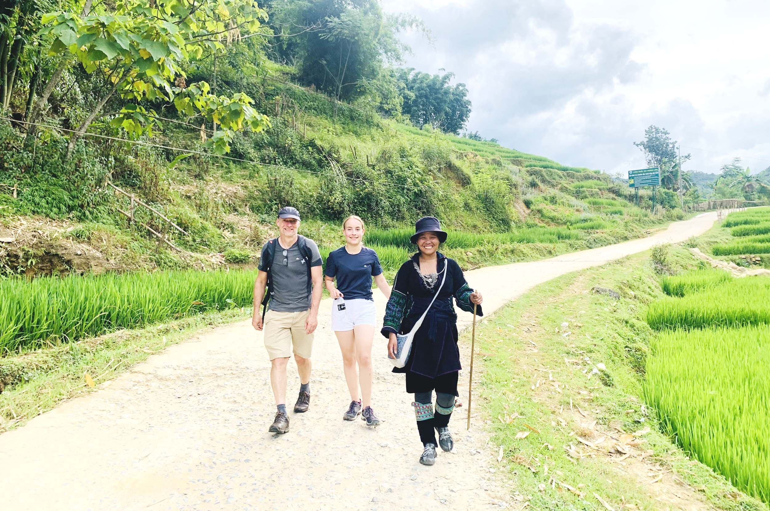  Nâng cao chất lượng hướng dẫn viên du lịch tại điểm ảnh 2