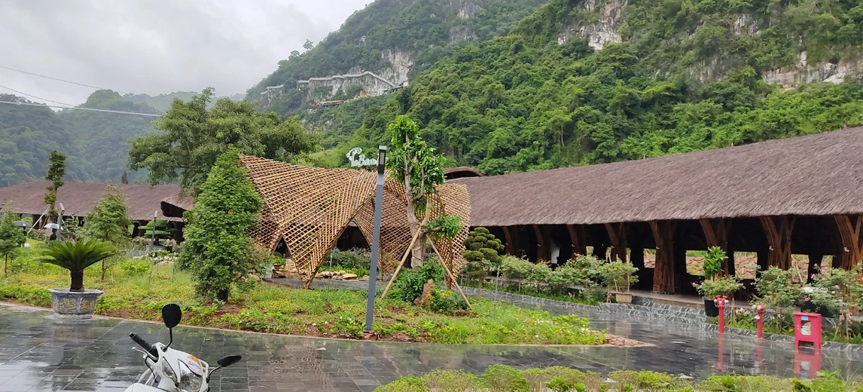 Đoàn công tác tỉnh Lào Cai khảo sát, trao đổi kinh nghiệm sản xuất nông nghiệp, du lịch tại tỉnh Sơn La ảnh 6 Đoàn công tác tỉnh Lào Cai khảo sát, trao đổi kinh nghiệm sản xuất nông nghiệp, du lịch tại tỉnh Sơn La ảnh 6