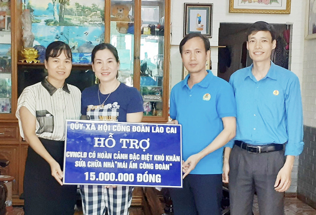 Công đoàn cơ sở phát huy vai trò tham mưu, xây dựng nhiều điều khoản có lợi giúp nâng cao phúc lợi cho lao động trong ngành.