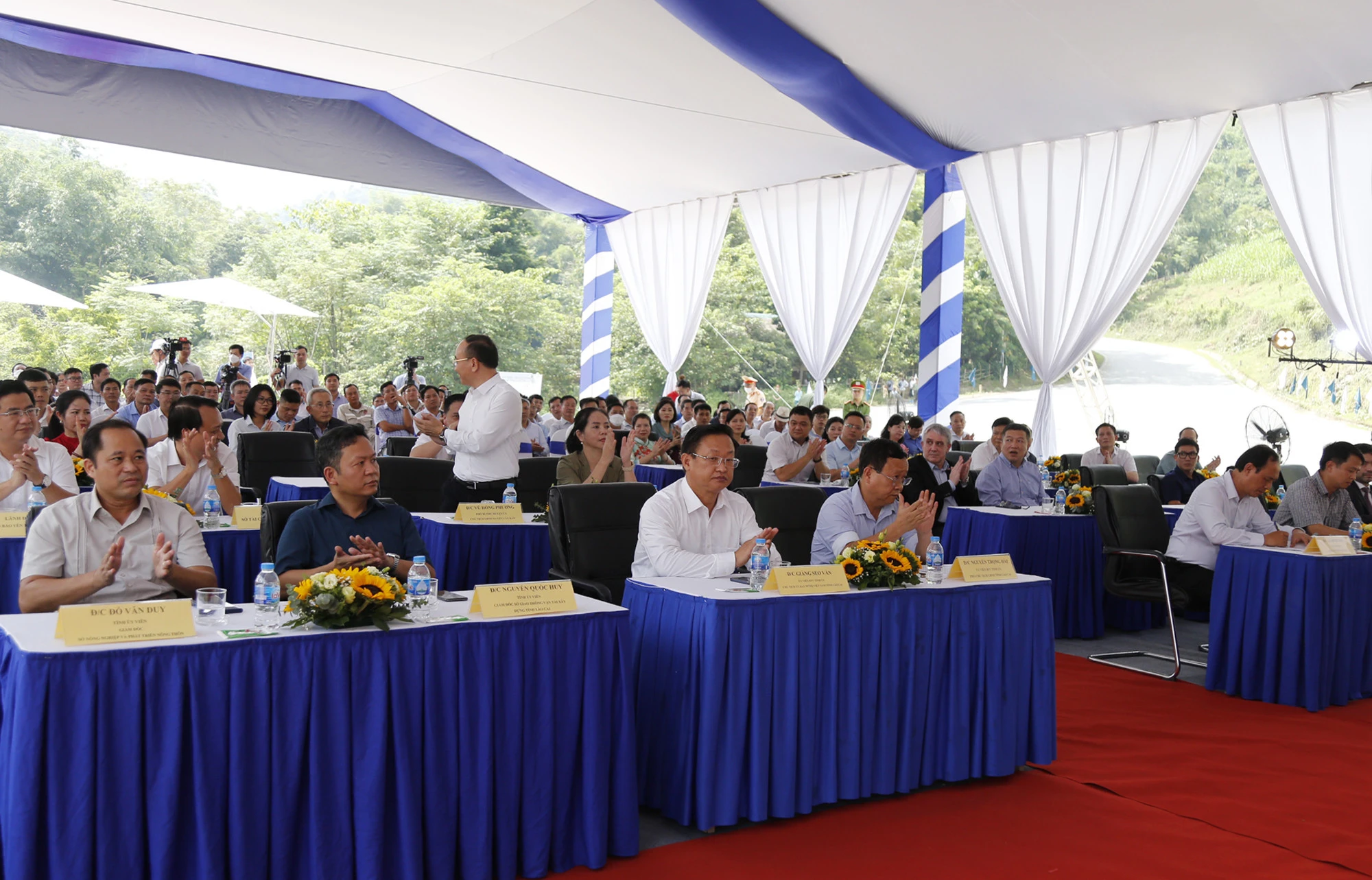 Đường kết nối Lai Châu với cao tốc Nội Bài - Lào Cai đoạn qua tỉnh Lào Cai chính thức triển khai xây dựng ảnh 1