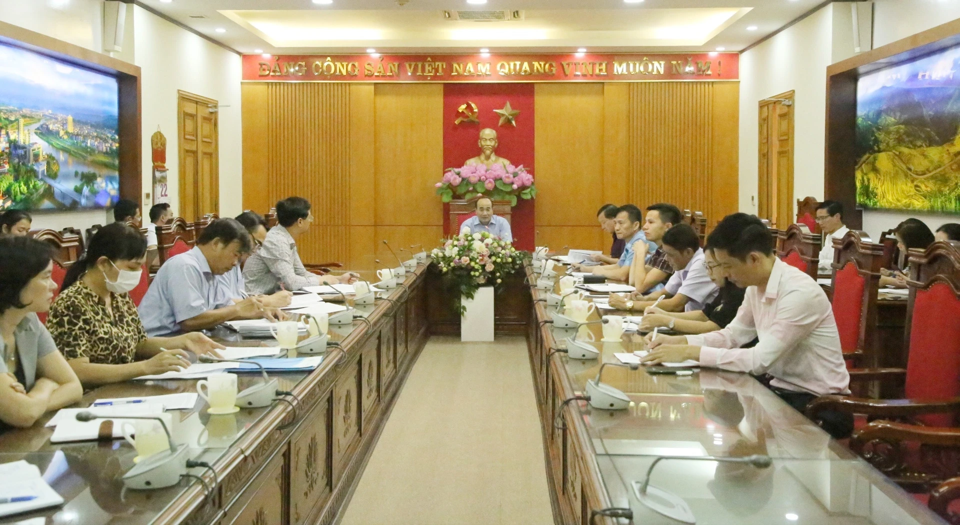 Thường trực Tỉnh ủy giao ban với MTTQ và các tổ chức chính trị - xã hội ảnh 1