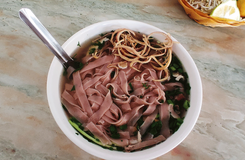 Nức tiếng phở Bắc Hà ảnh 1