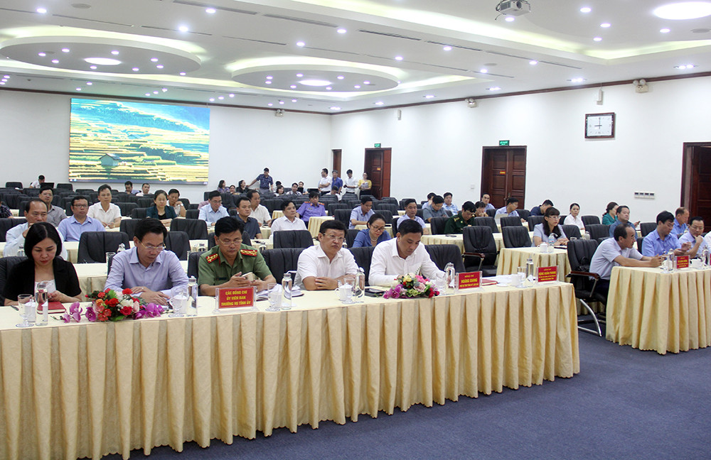 Các đại biểu dự hội nghị.