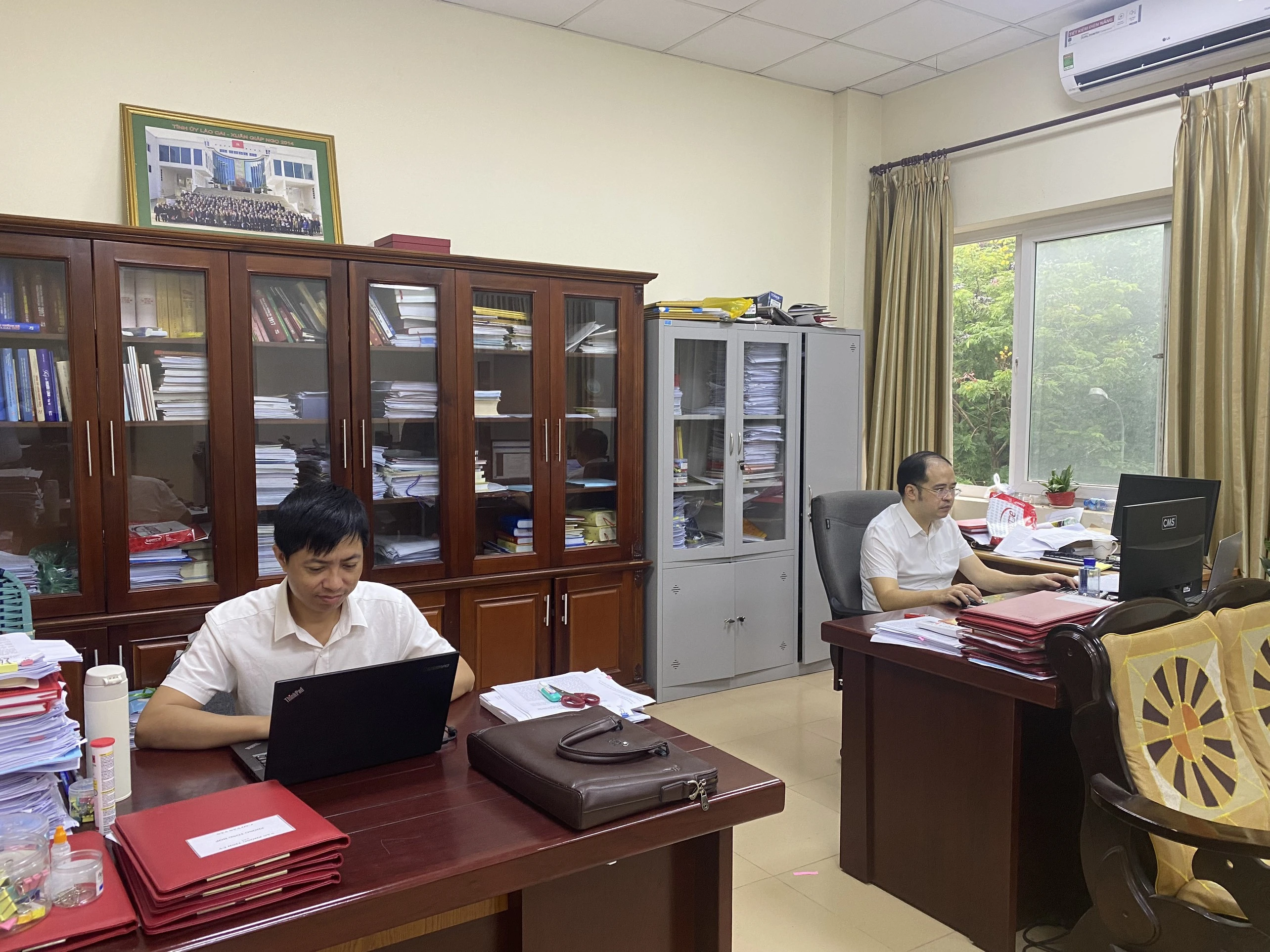 Nâng cao trách nhiệm nêu gương của cán bộ, đảng viên ảnh 2 Nâng cao trách nhiệm nêu gương của cán bộ, đảng viên ảnh 2