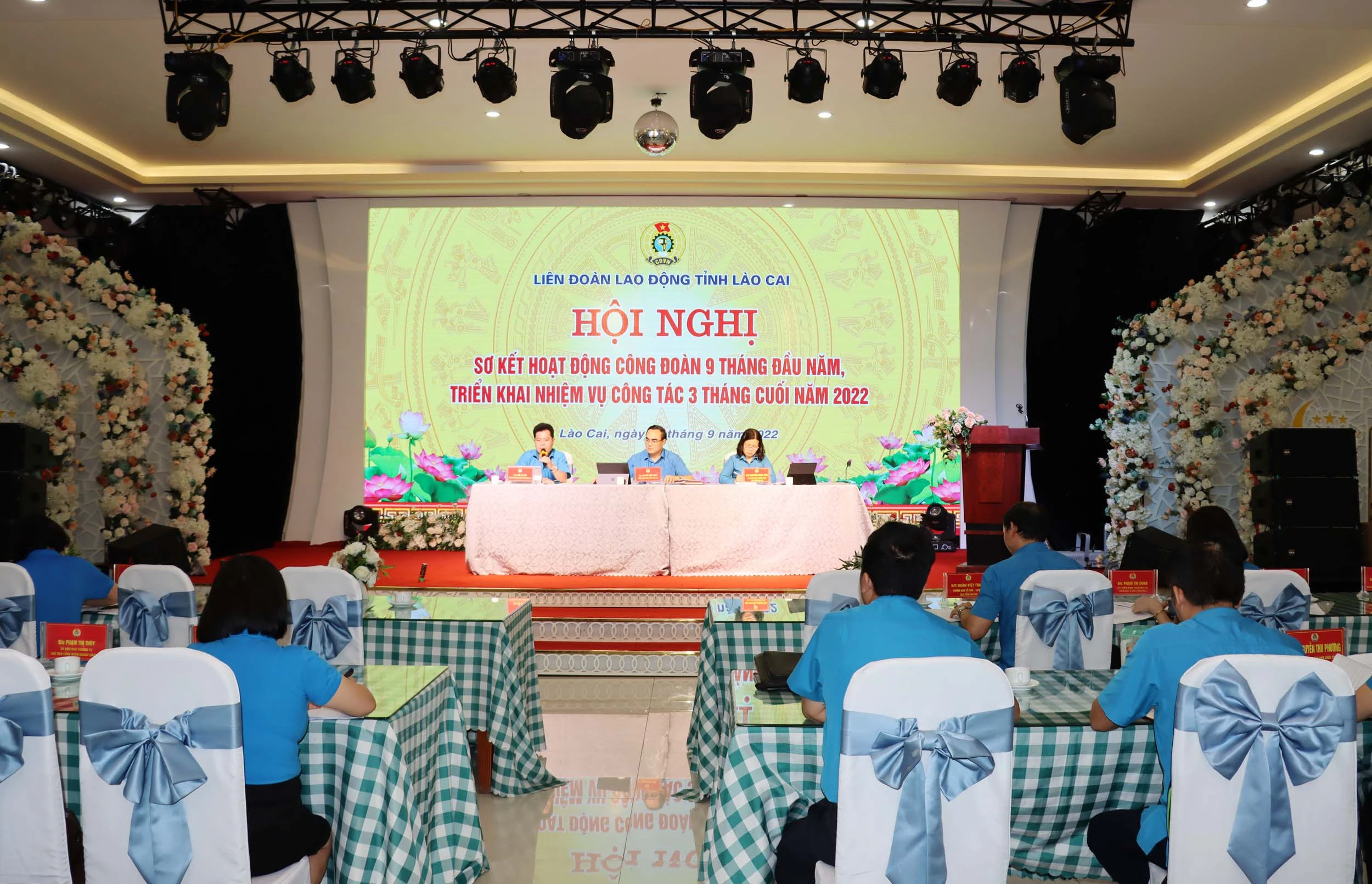 Quang cảnh hội nghị.