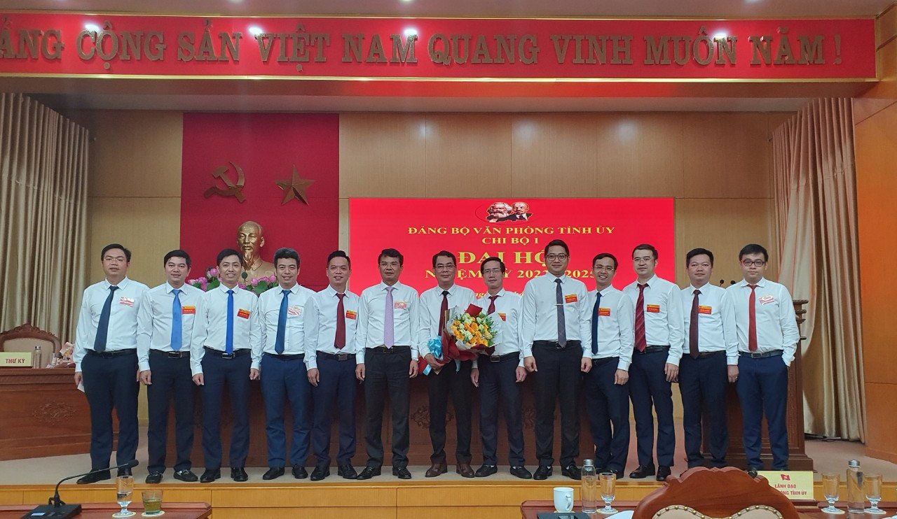 Nâng cao trách nhiệm nêu gương của cán bộ, đảng viên ảnh 1